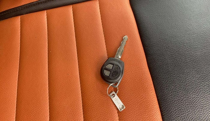 2017 Maruti Baleno DELTA PETROL 1.2, Petrol, Manual, 34,022 km, Key Close Up