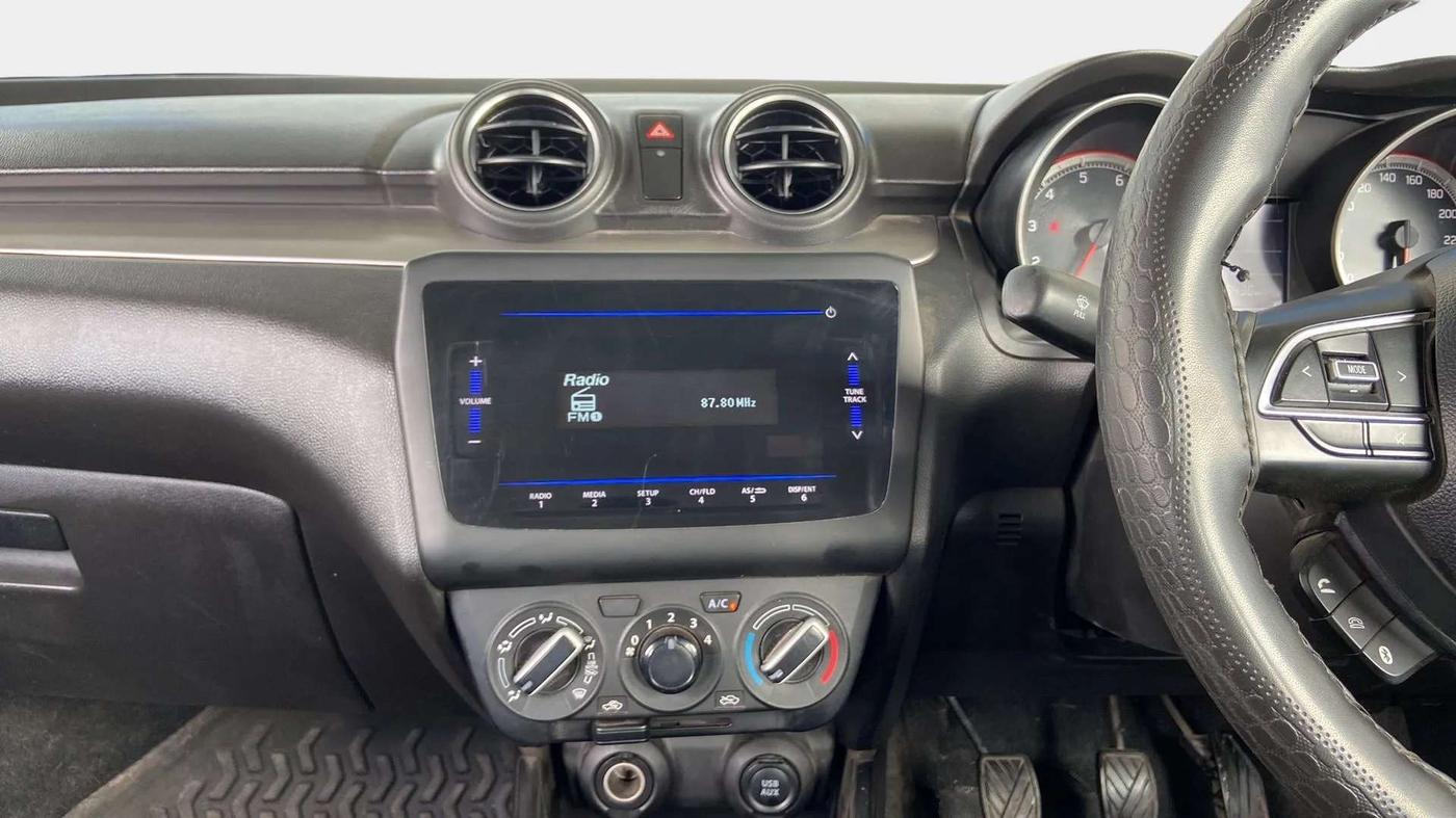 2021 Maruti Swift VXI, Petrol, Manual, 18,408 km, Air Conditioner