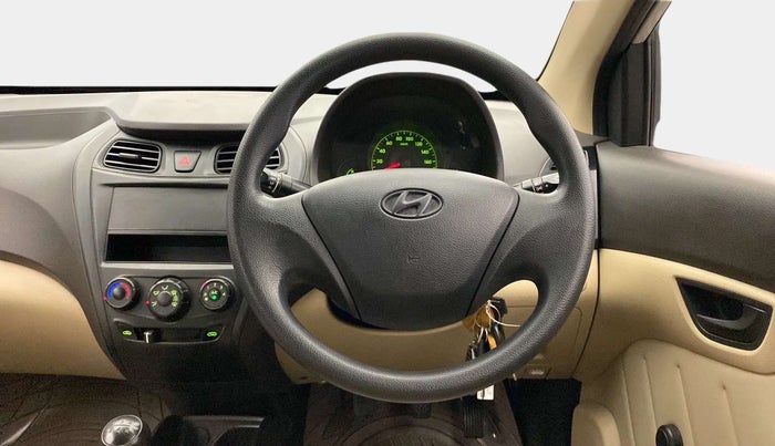 2018 Hyundai Eon D-LITE+, Petrol, Manual, 16,589 km, Steering Wheel Close Up