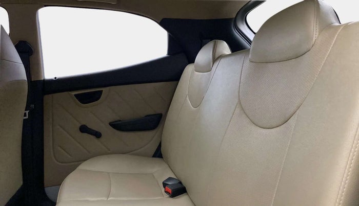 2018 Hyundai Eon D-LITE+, Petrol, Manual, 16,589 km, Right Side Rear Door Cabin