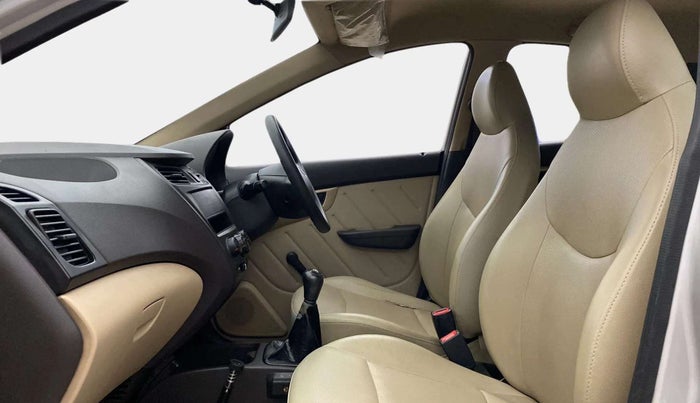 2018 Hyundai Eon D-LITE+, Petrol, Manual, 16,589 km, Right Side Front Door Cabin