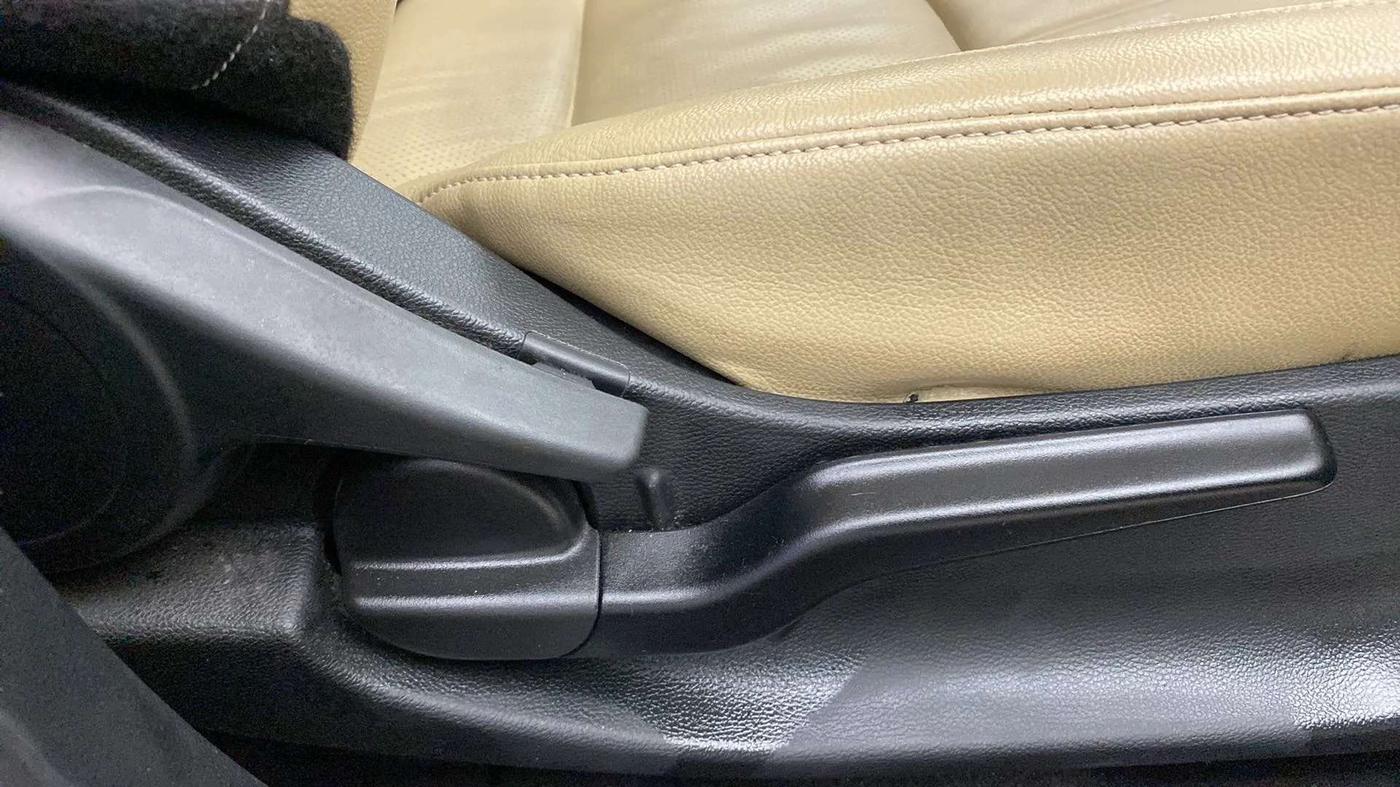 2022 Honda City 1.5L I-VTEC ZX CVT, Petrol, Automatic, 16,852 km, Driver Side Adjustment Panel
