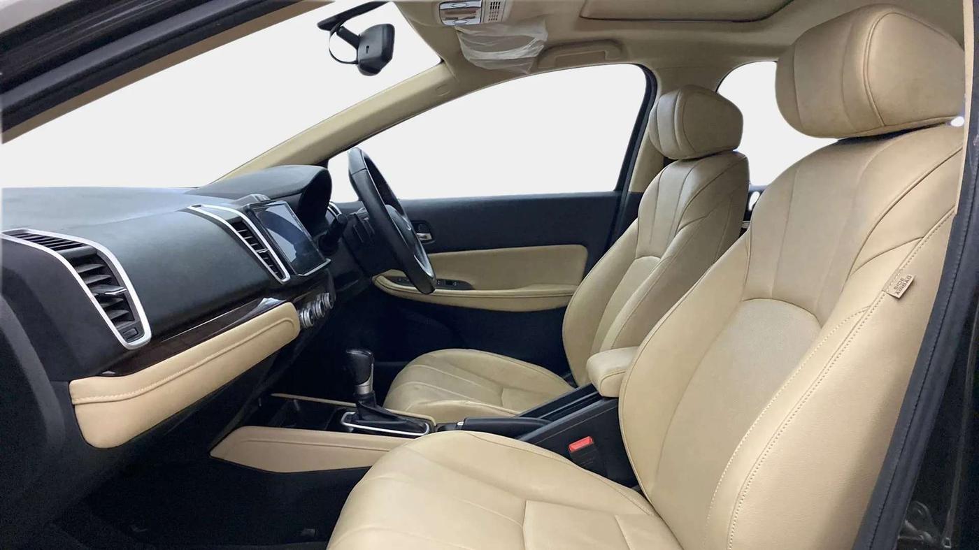 2022 Honda City 1.5L I-VTEC ZX CVT, Petrol, Automatic, 16,852 km, Right Side Front Door Cabin