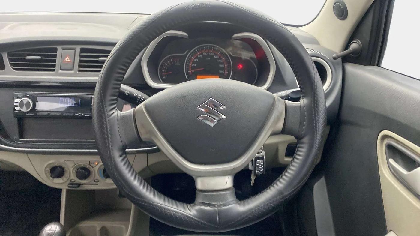 2015 Maruti Alto K10 VXI, Petrol, Manual, 84,420 km, Steering Wheel Close Up