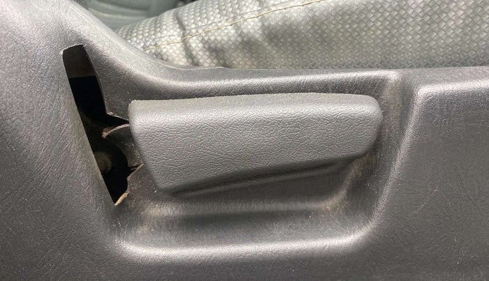 2015 Maruti Alto K10 VXI, Petrol, Manual, 84,420 km, Driver Side Adjustment Panel