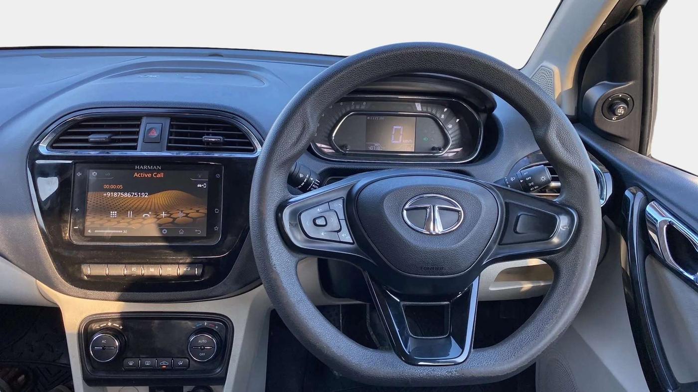 2022 Tata TIGOR XZ PLUS CNG, CNG, Manual, 41,196 km, Steering Wheel Close Up