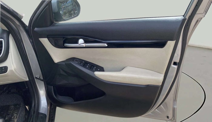 2020 KIA SELTOS HTX IVT 1.5 PETROL, Petrol, Automatic, 59,978 km, Driver Side Door Panels Control
