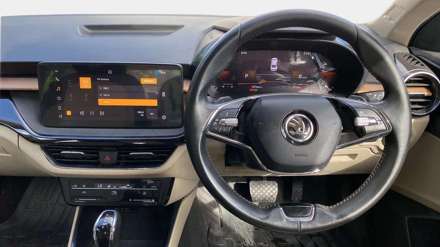 2022 Skoda SLAVIA STYLE 1.0L TSI AT, Petrol, Automatic, 20,665 km, Steering Wheel Close Up
