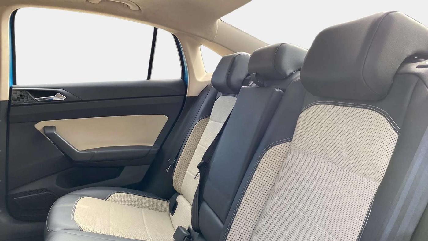 2022 Skoda SLAVIA STYLE 1.0L TSI AT, Petrol, Automatic, 20,665 km, Right Side Rear Door Cabin