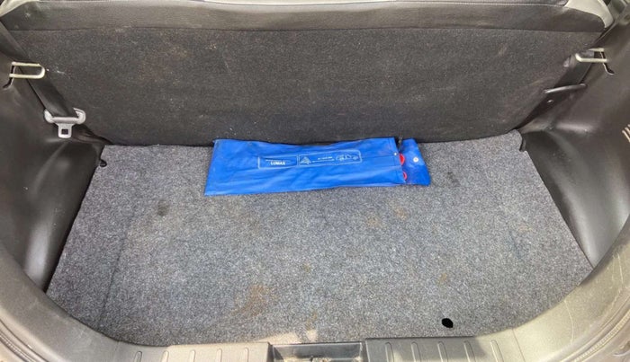 2021 Maruti Alto LXI, Petrol, Manual, 21,810 km, Boot Inside