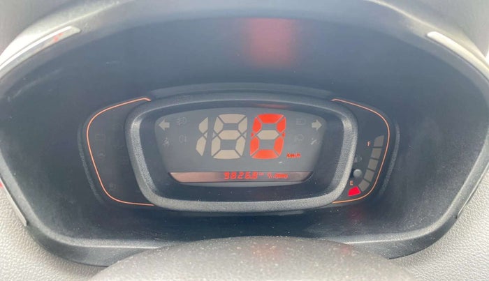 2017 Renault Kwid RXT 0.8, Petrol, Manual, 9,814 km, Odometer Image