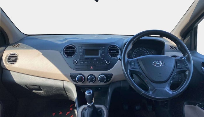 2016 Hyundai Grand i10 ASTA (O) 1.2 KAPPA VTVT, Petrol, Manual, 33,587 km, Dashboard