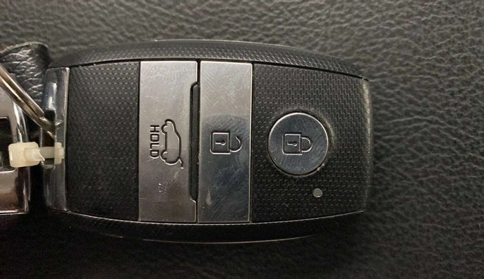2020 KIA SELTOS HTK PLUS 1.5, Petrol, Manual, 34,572 km, Key Close Up