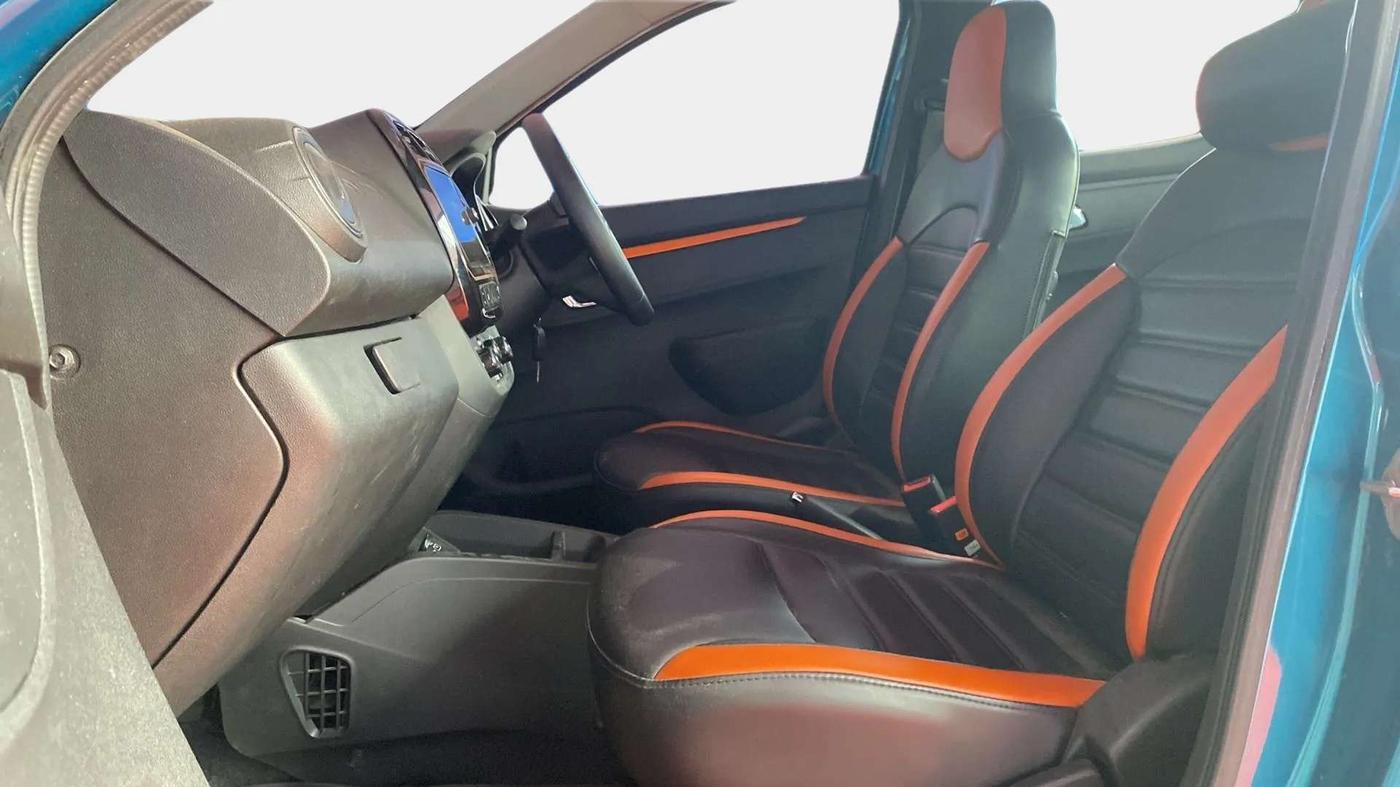2021 Renault Kwid CLIMBER 1.0 AMT (O), Petrol, Automatic, 21,755 km, Right Side Front Door Cabin