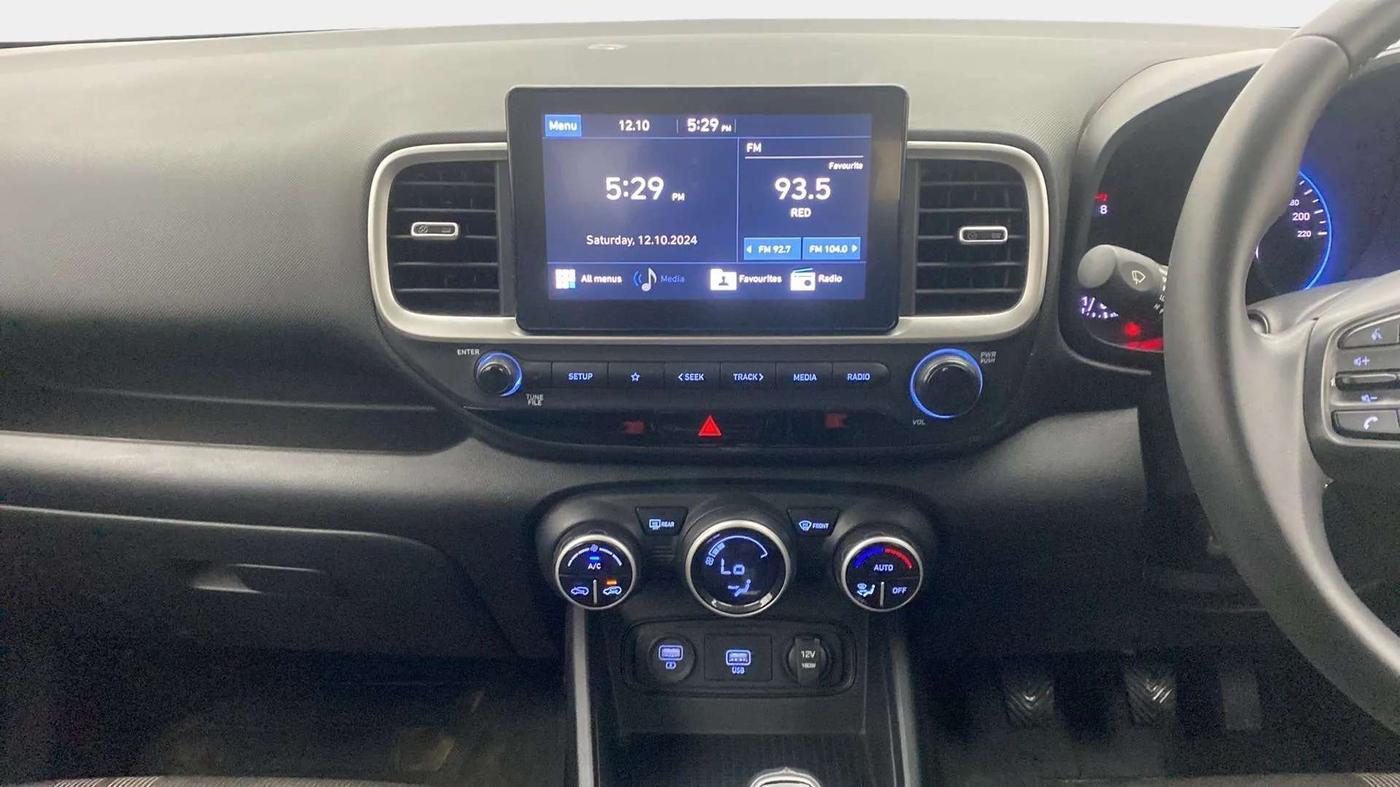 2020 Hyundai VENUE SX 1.0 TURBO, Petrol, Manual, 26,837 km, Air Conditioner