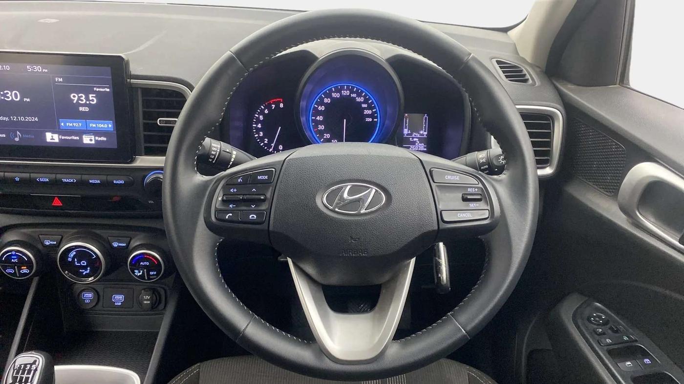 2020 Hyundai VENUE SX 1.0 TURBO, Petrol, Manual, 26,837 km, Steering Wheel Close Up