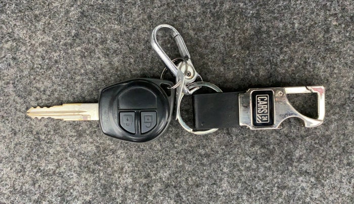 2019 Maruti Alto VXI, Petrol, Manual, 11,947 km, Key Close Up