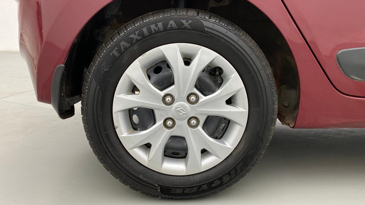 2015 Hyundai Grand i10 SPORTZ 1.2 KAPPA VTVT, Petrol, Manual, 59,614 km, Right Rear Wheel