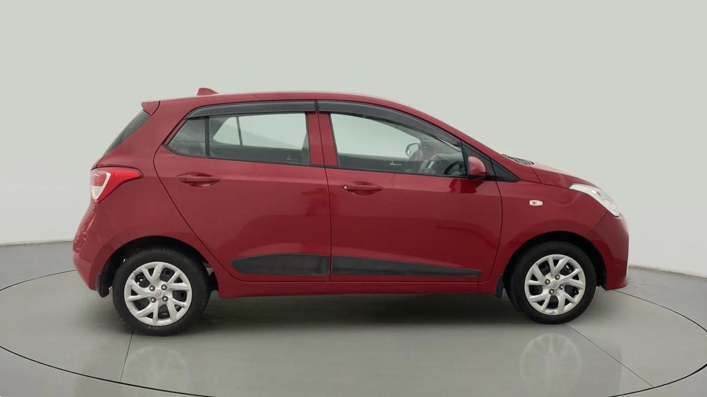 2017 Hyundai Grand i10 SPORTZ 1.2 KAPPA VTVT, Petrol, Manual, 28,514 km, Right Side
