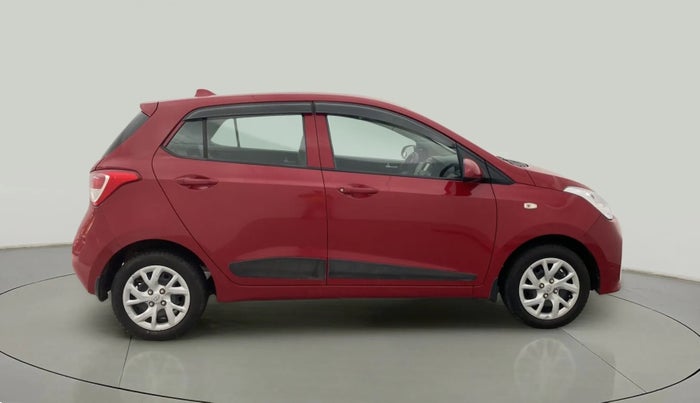 2017 Hyundai Grand i10 SPORTZ 1.2 KAPPA VTVT, Petrol, Manual, 28,514 km, Right Side