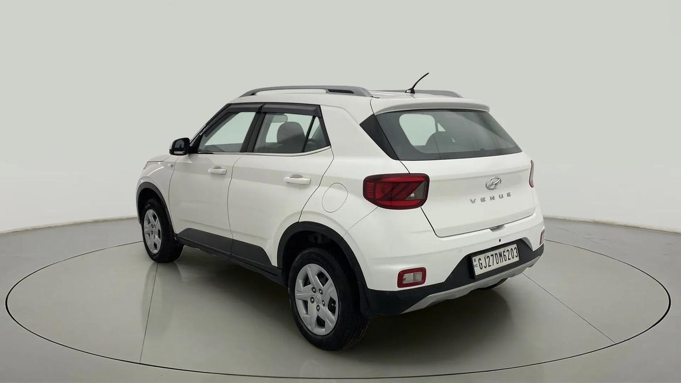 2021 Hyundai VENUE S 1.2, Petrol, Manual, 14,603 km, Left Back Diagonal