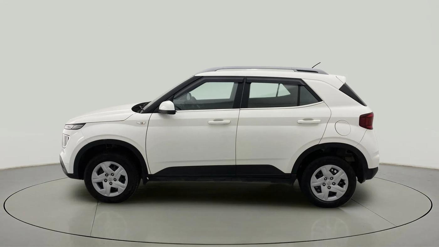 2021 Hyundai VENUE S 1.2, Petrol, Manual, 14,603 km, Left Side