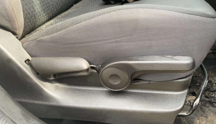 2020 Maruti Vitara Brezza ZXI PLUS, Petrol, Manual, 52,096 km, Driver Side Adjustment Panel