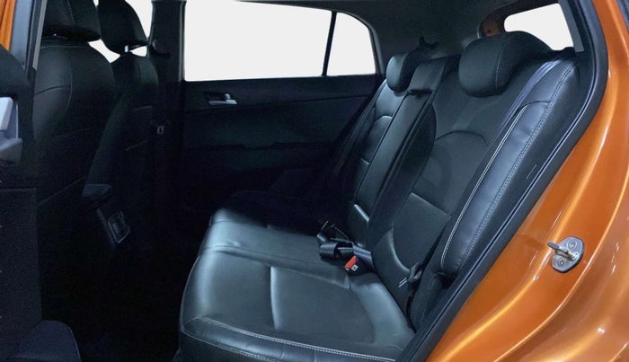 2018 Hyundai Creta SX (O) 1.6 PETROL, Petrol, Manual, 58,989 km, Right Side Rear Door Cabin