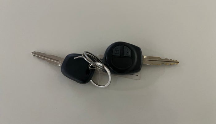 2021 Maruti Alto VXI, CNG, Manual, 71,690 km, Key Close Up