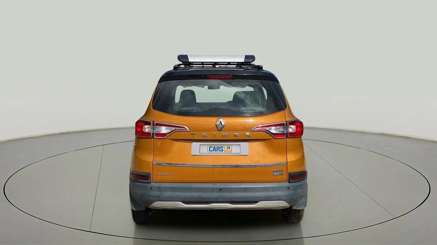 2020 Renault TRIBER RXT AMT, Petrol, Automatic, 27,961 km, Back/Rear