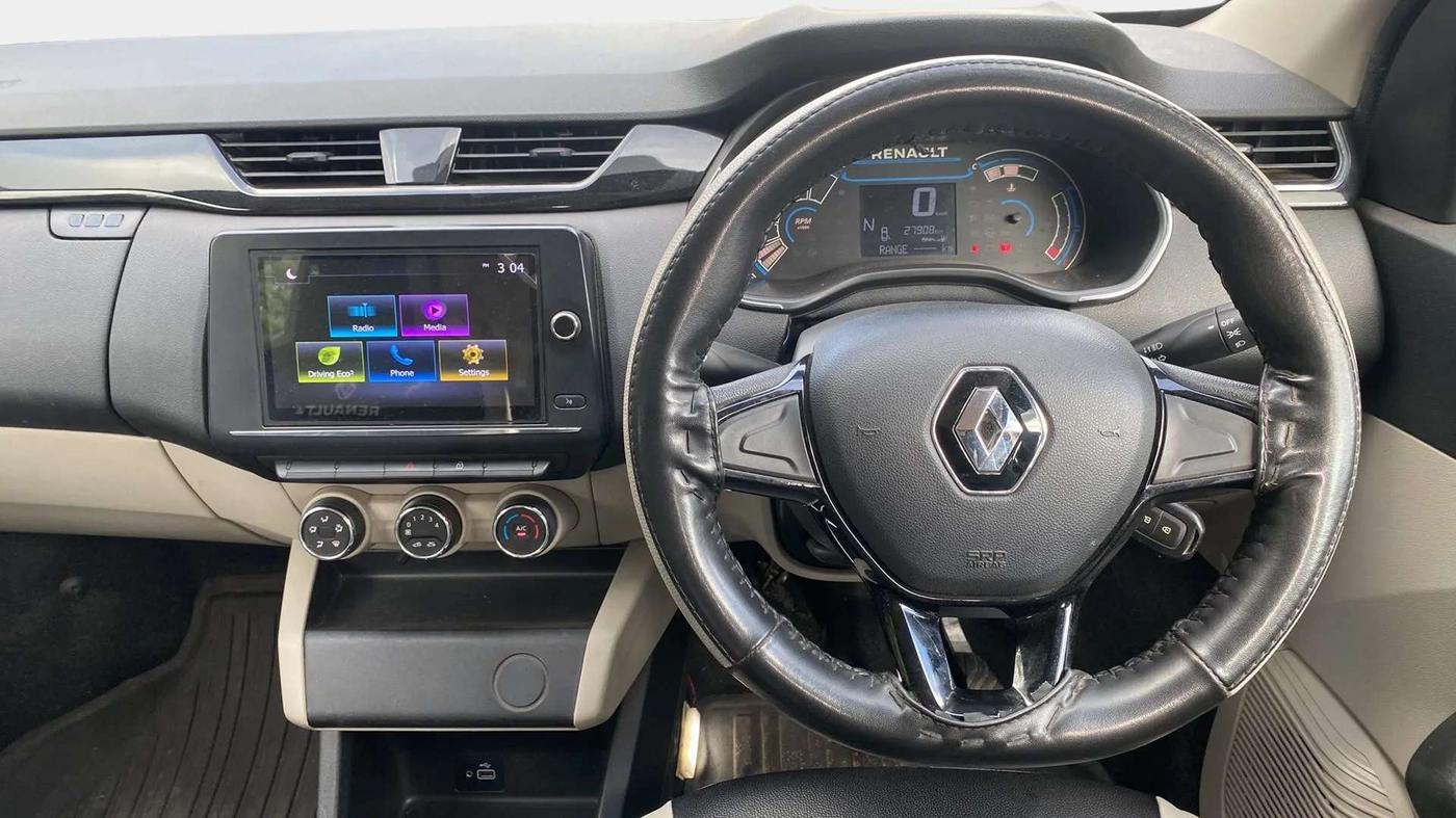 2020 Renault TRIBER RXT AMT, Petrol, Automatic, 27,961 km, Steering Wheel Close Up