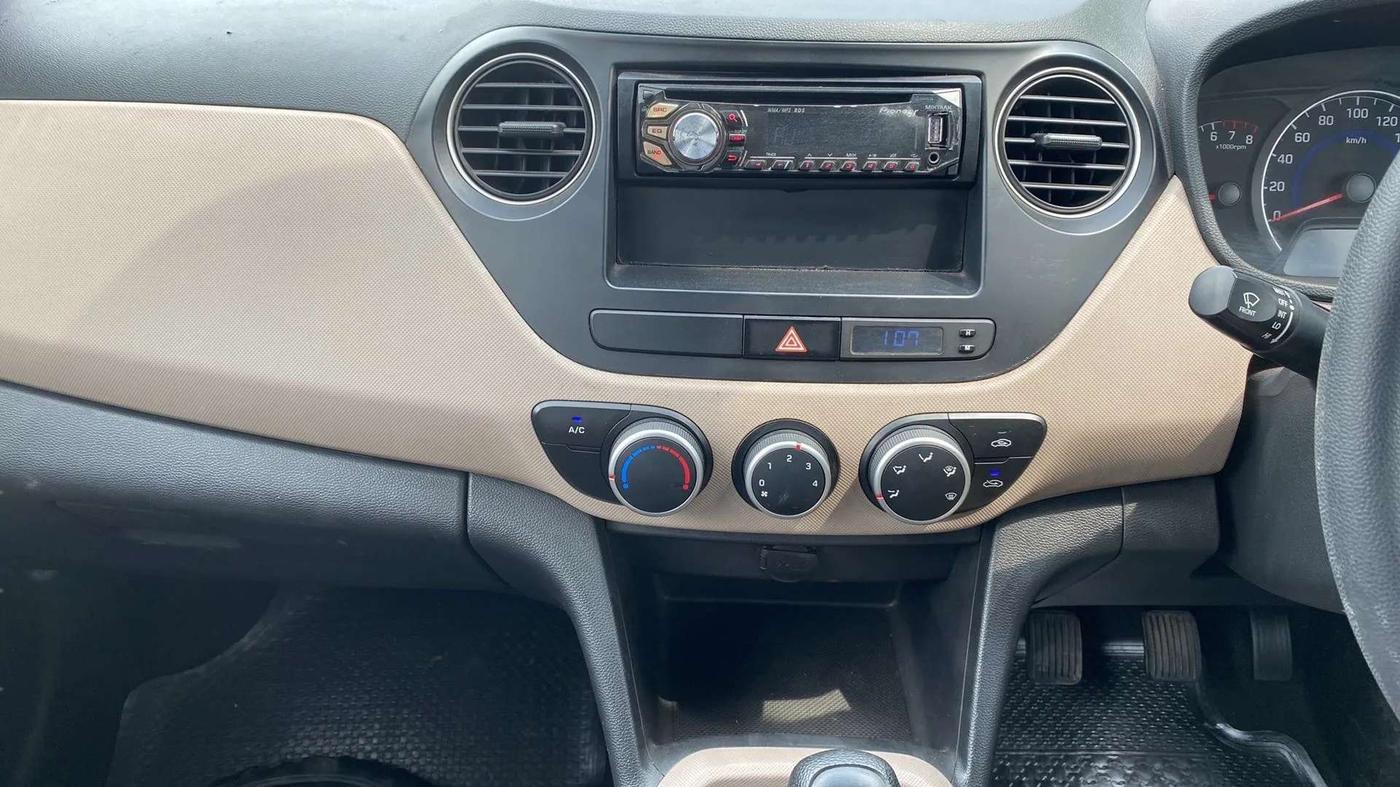 2014 Hyundai Grand i10 MAGNA 1.2 KAPPA VTVT, Petrol, Manual, 48,500 km, Odometer Image