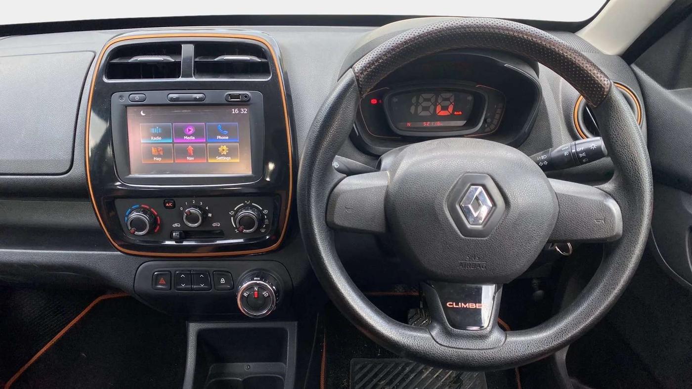 2018 Renault Kwid CLIMBER 1.0 AMT, Petrol, Automatic, 52,191 km, Steering Wheel Close Up