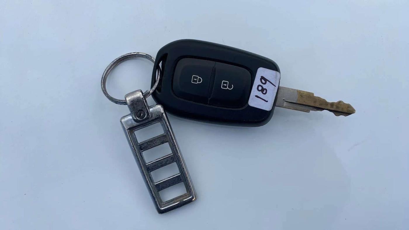 2021 Renault Kwid RXL, Petrol, Manual, 20,393 km, Key Close Up