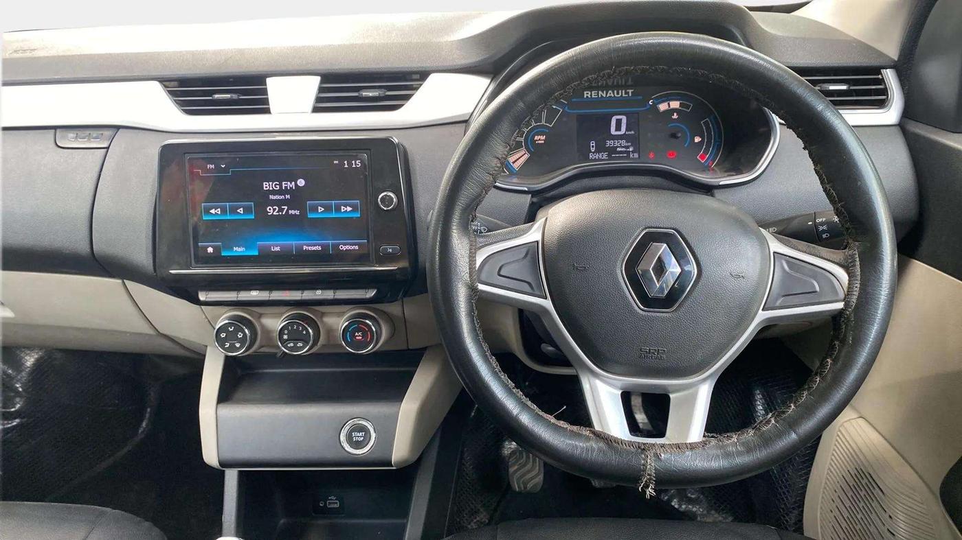 2020 Renault TRIBER RXZ, Petrol, Manual, 39,630 km, Steering Wheel Close Up