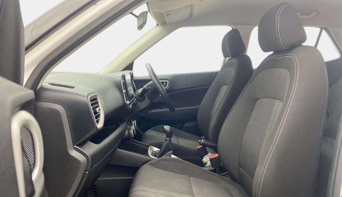2022 Hyundai VENUE S+ 1.2, Petrol, Manual, 33,137 km, Right Side Front Door Cabin