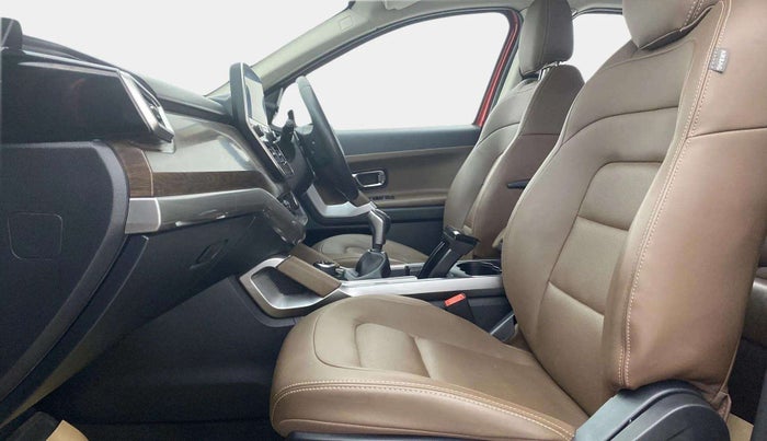2020 Tata Harrier XZ 2.0L DUAL TONE, Diesel, Manual, 55,619 km, Right Side Front Door Cabin