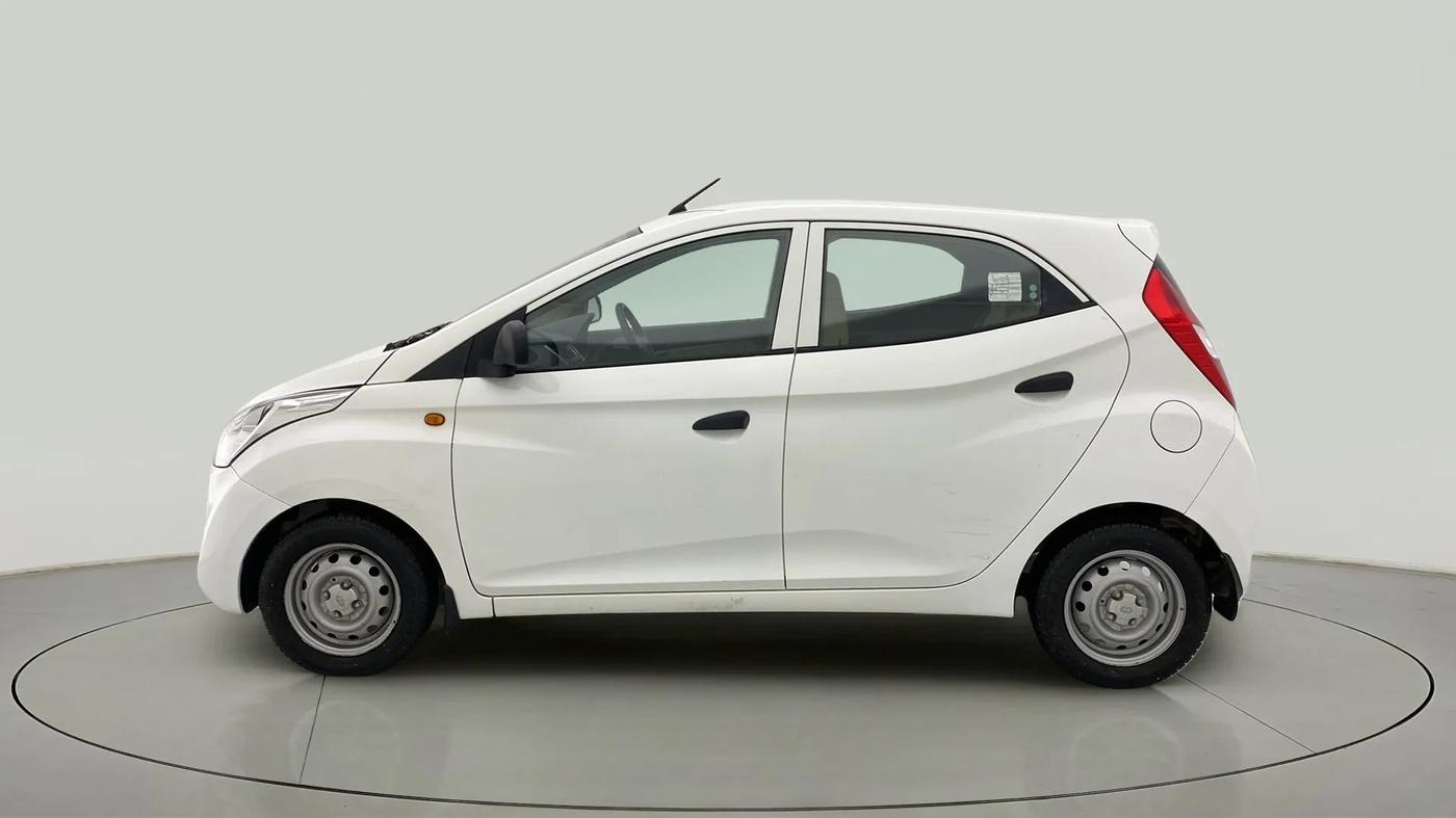 2017 Hyundai Eon ERA +, Petrol, Manual, 28,943 km, Left Side