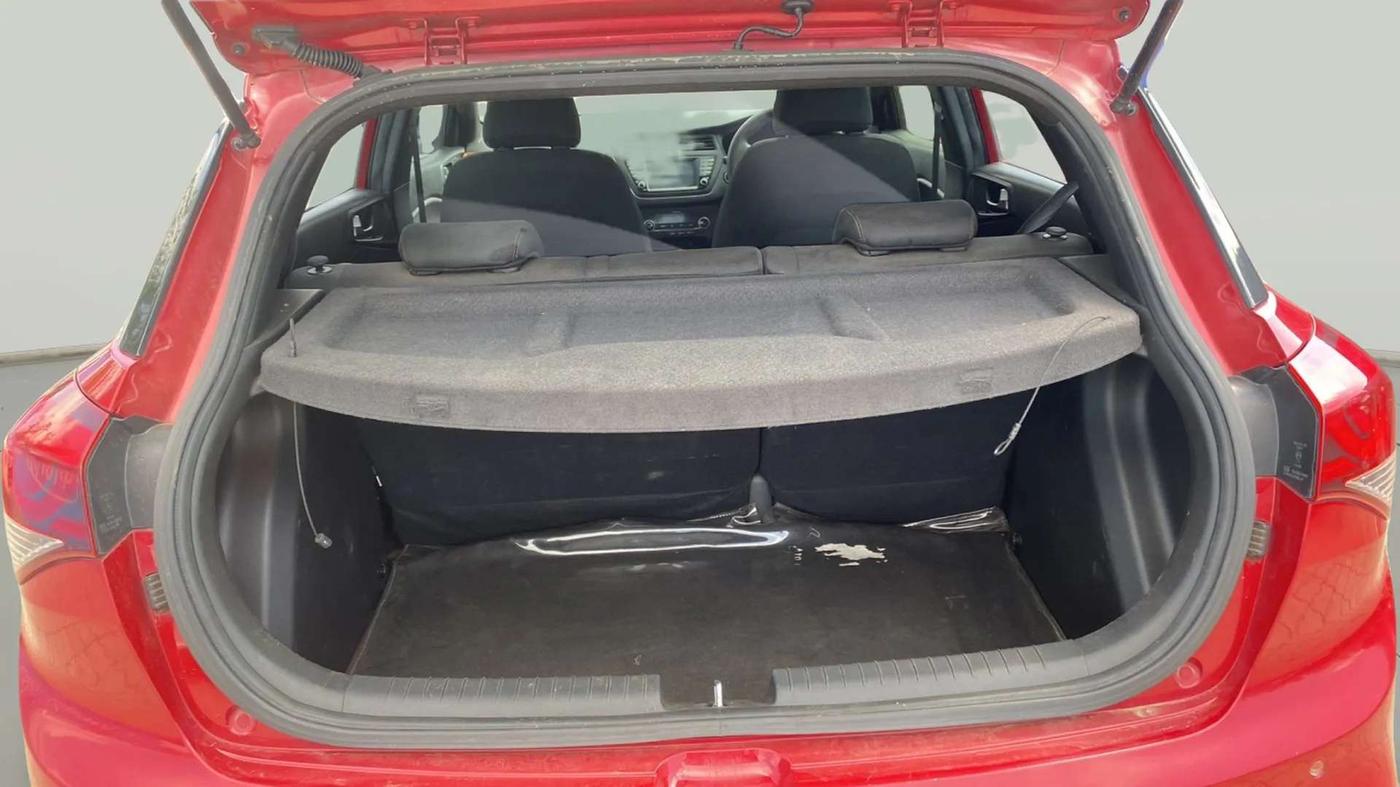 2015 Hyundai i20 Active 1.2 SX, Petrol, Manual, 78,570 km, Boot Inside