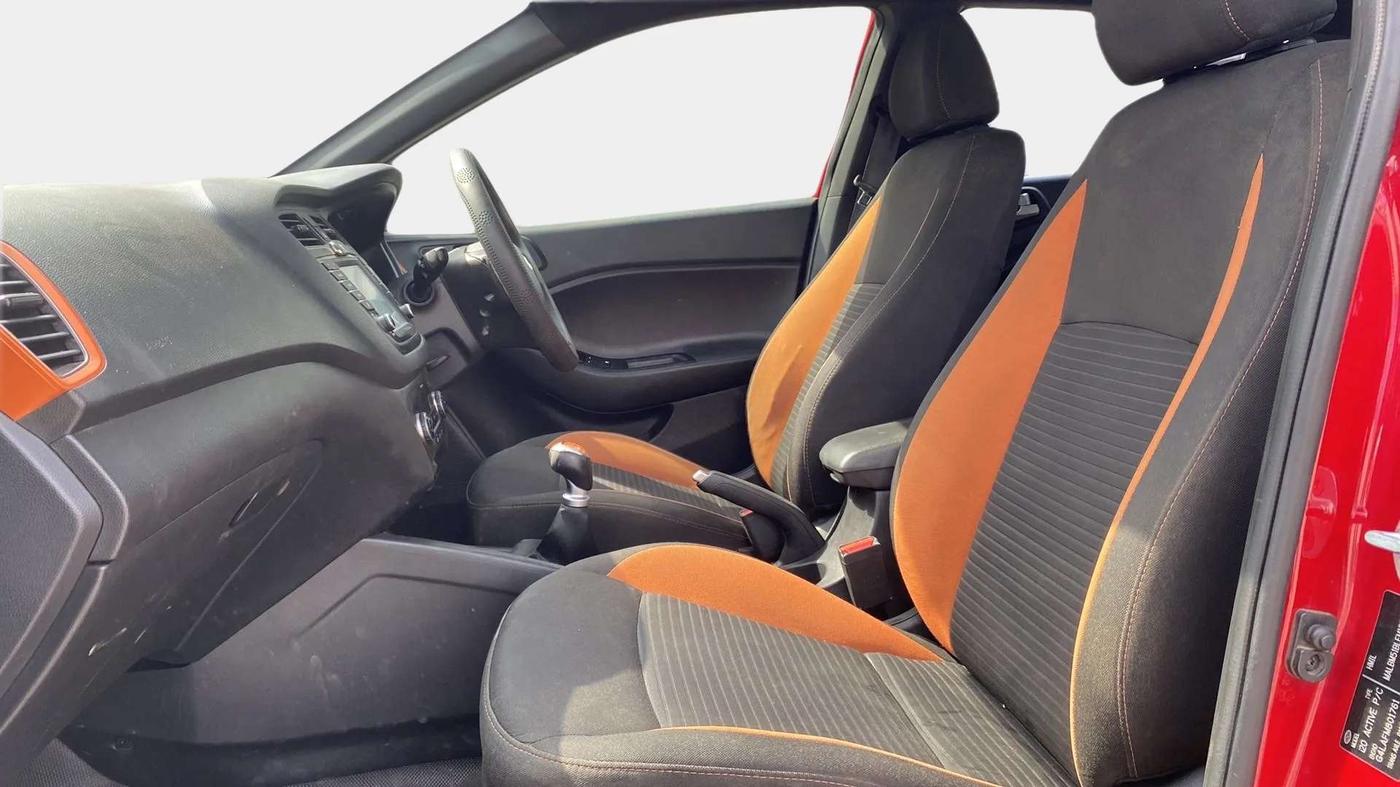 2015 Hyundai i20 Active 1.2 SX, Petrol, Manual, 78,570 km, Right Side Front Door Cabin
