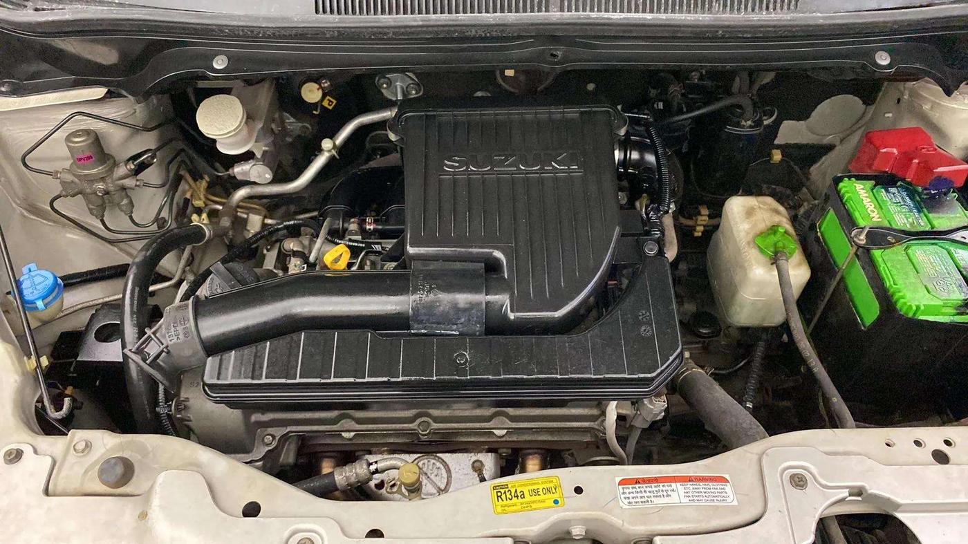 2013 Maruti Ritz VXI, Petrol, Manual, 39,700 km, Open Bonet