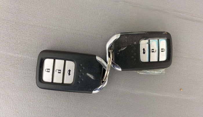 2017 Honda City 1.5L I-VTEC V MT, Petrol, Manual, 69,456 km, Key Close Up