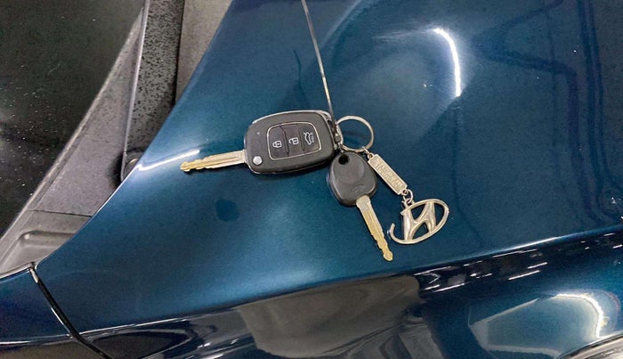 2019 Hyundai GRAND I10 NIOS SPORTZ AMT 1.2 KAPPA VTVT, Petrol, Automatic, 25,674 km, Key Close Up