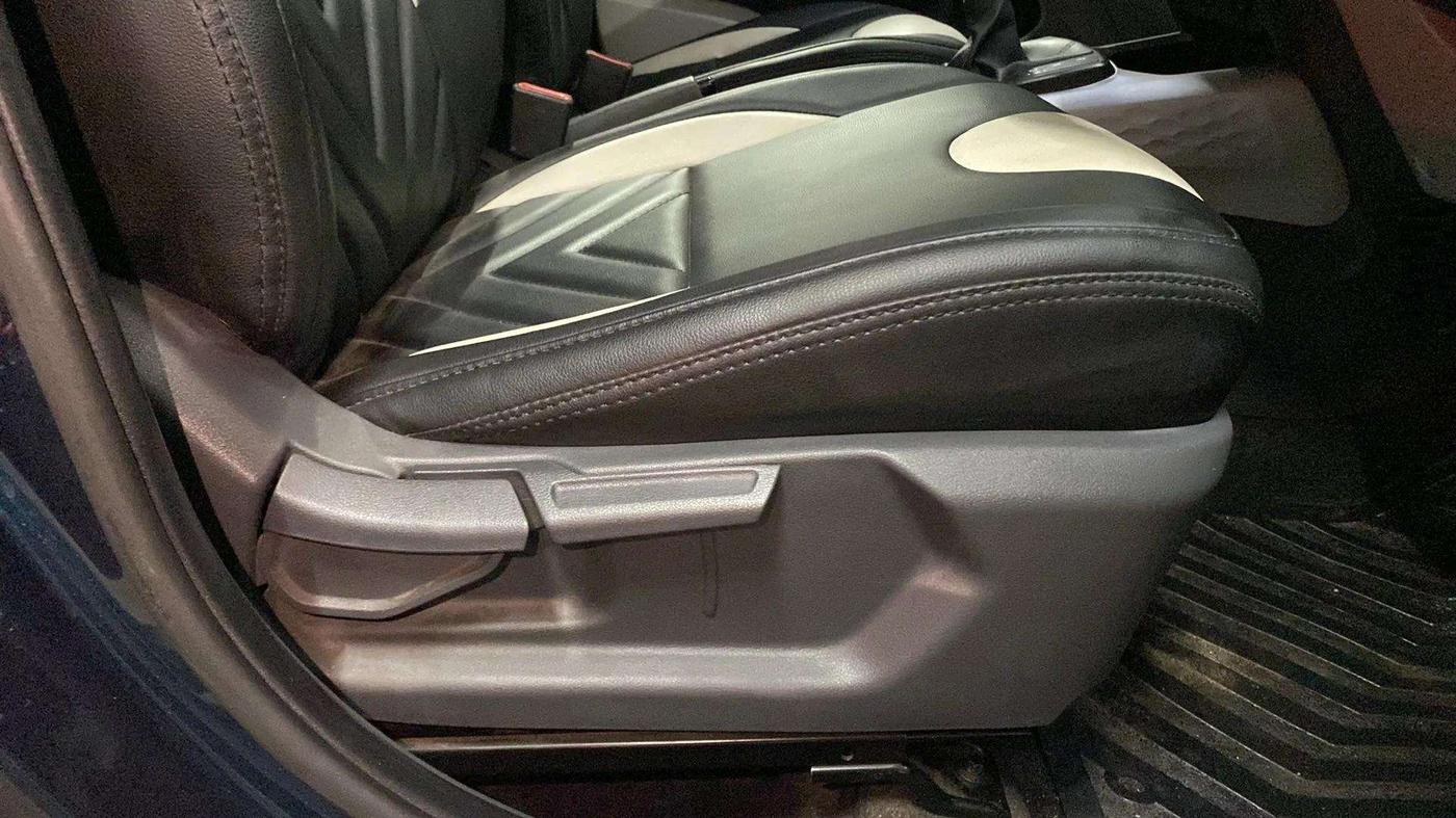 2019 Hyundai GRAND I10 NIOS SPORTZ AMT 1.2 KAPPA VTVT, Petrol, Automatic, 25,674 km, Driver Side Adjustment Panel