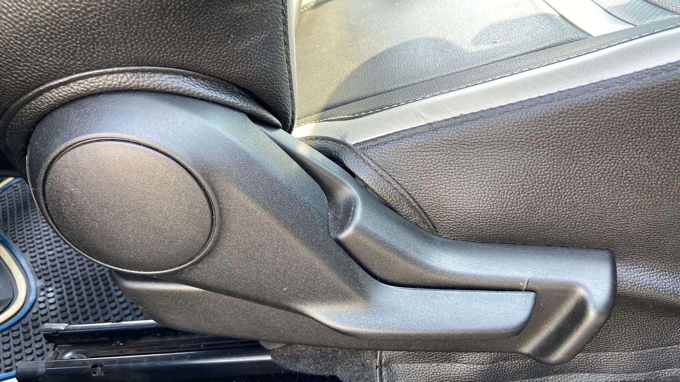 2020 Maruti Baleno DELTA PETROL 1.2, Petrol, Manual, 31,043 km, Driver Side Adjustment Panel