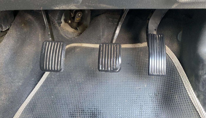 2016 Hyundai Grand i10 ASTA (O) 1.2 KAPPA VTVT, Petrol, Manual, 68,139 km, Pedals