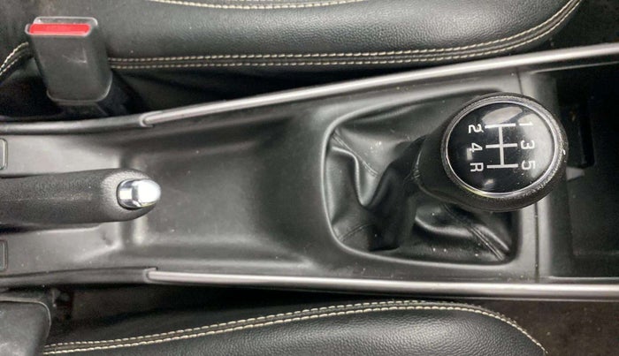 2021 Maruti Baleno ZETA PETROL 1.2, Petrol, Manual, 44,267 km, Gear Lever