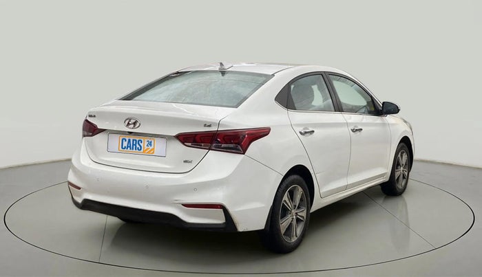 2018 Hyundai Verna 1.6 VTVT SX (O) AT, Petrol, Automatic, 1,14,954 km, Right Back Diagonal