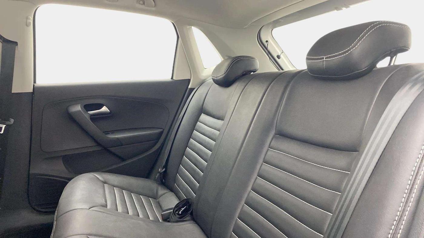 2021 Volkswagen Polo COMFORTLINE 1.0L TSI, Petrol, Manual, 28,640 km, Right Side Rear Door Cabin