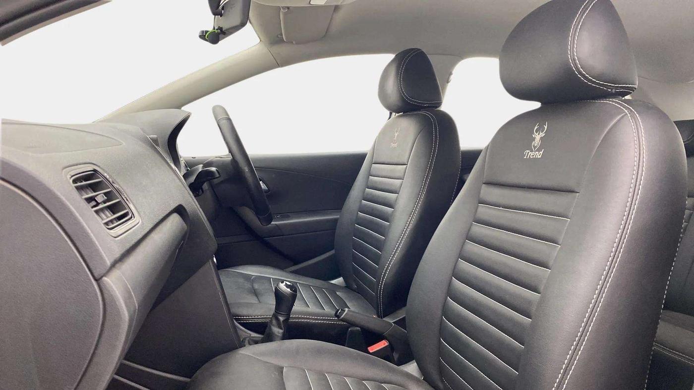 2021 Volkswagen Polo COMFORTLINE 1.0L TSI, Petrol, Manual, 28,640 km, Right Side Front Door Cabin